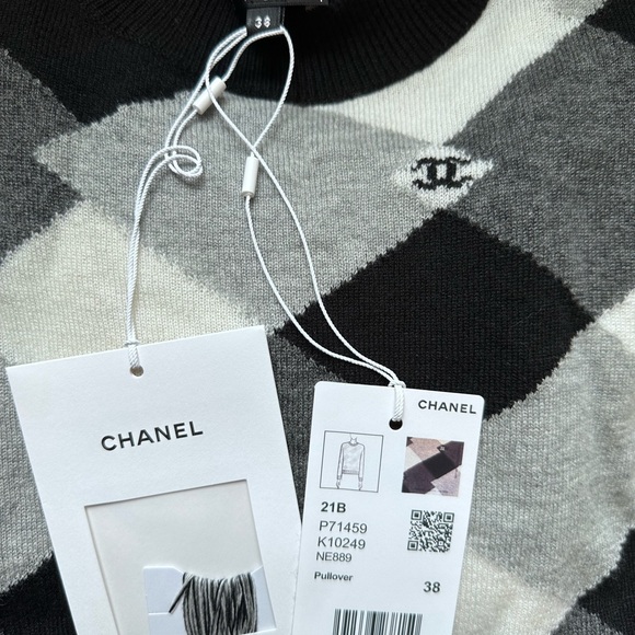 Chanel Argyle Pullover - Picture 10 of 13